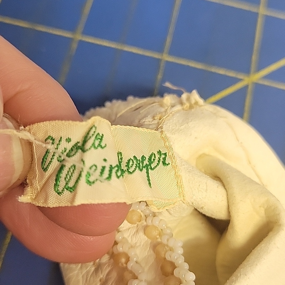 Vintage Viola Weinberger Cream Leather Beaded Gloves - Picture 3 of 6